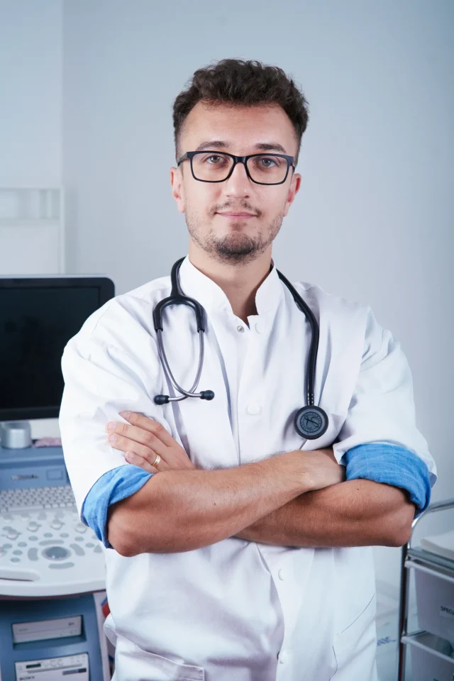 https://policlinicababanovac.ro/wp-content/uploads/2025/09/DSC00067_result-640x960.webp